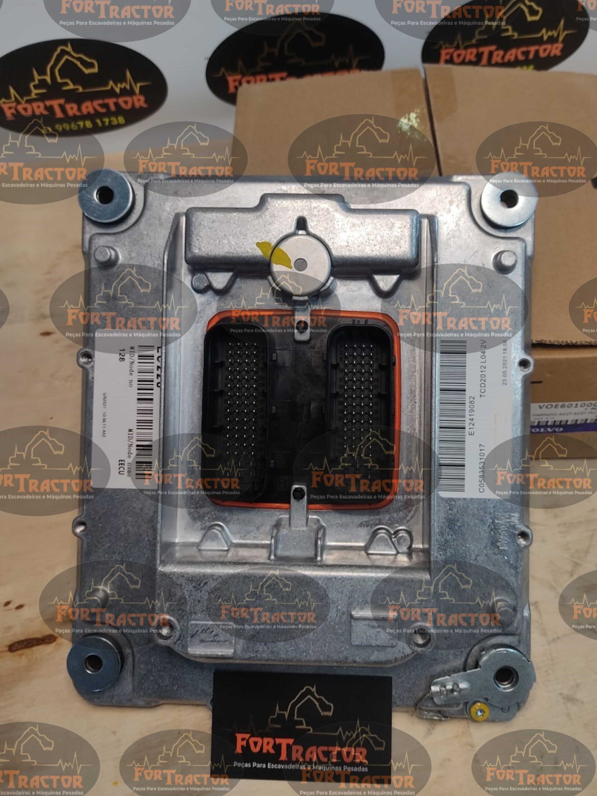 Módulo de Controle do Motor Volvo L90F - Imagem 1