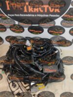 Chicote Principal do Chassis JCB JS200 Isuzu 4HK1