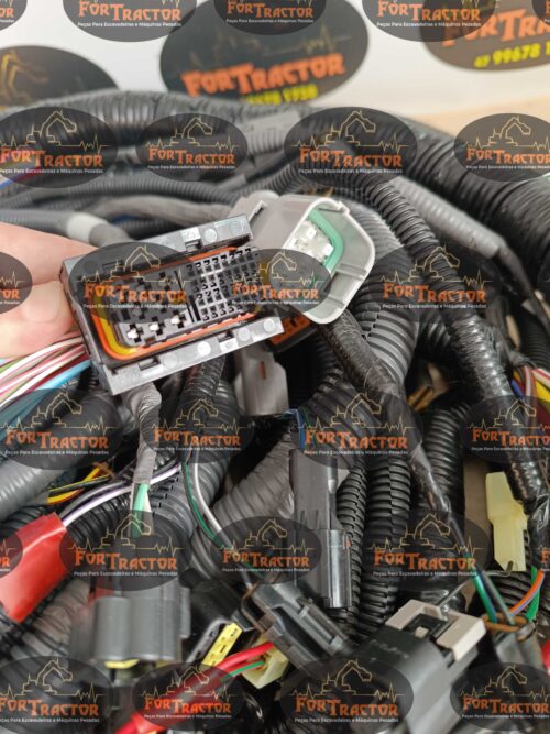 Chicote Principal do Chassis Link-Belt 350 X2 - Imagem 4