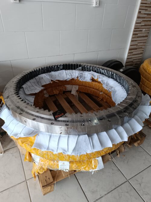 Coroa de Giro Volvo EC140B - Imagem 1