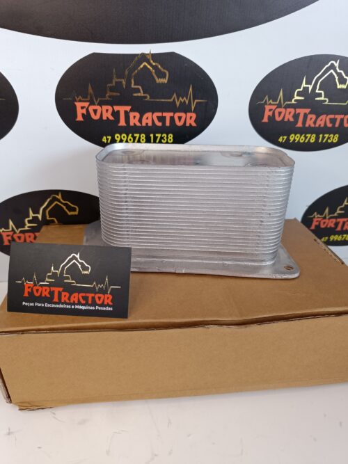 Radiador de Óleo Motor volvo D6D D4D EC140B / EC210B - Imagem 4