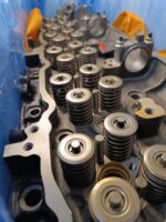 Cabeçote COM Válvulas Isuzu 6HK1 - Imagem 3