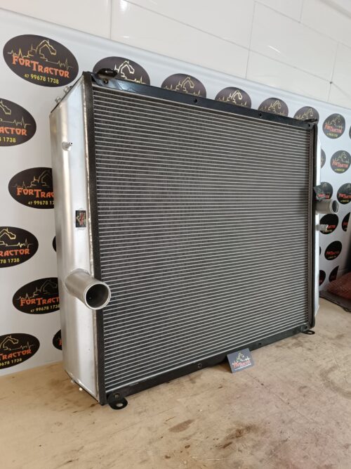 Radiador Arrefecimento Volvo EC140B - VOE14536041 - Imagem 2
