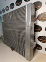 Radiador de Óleo Volvo EC140B - Imagem 3