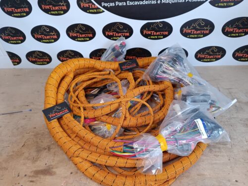 Chicote Principal Caterpillar 323D - Imagem 1