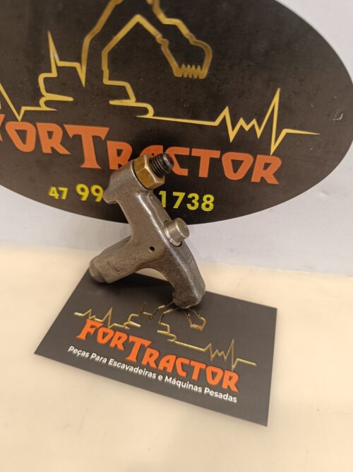 Garfo Balanceiro Isuzu 4HK1 - Imagem 1