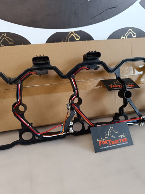 Chicote Tampa de Válvulas Hyundai R220LC-9SB - Imagem 2