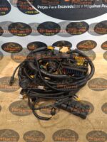 Chicote Cabine JCB JS200 Isuzu